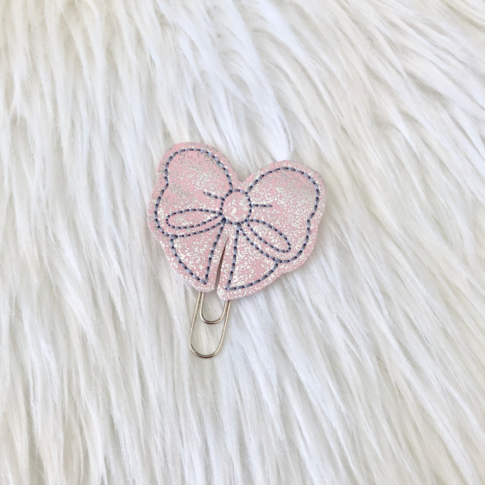 Pink Distressed Look Bow Paperclip