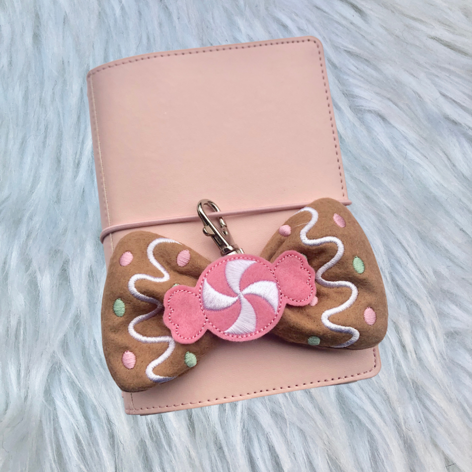 Gingerbread Bow Planner Charm